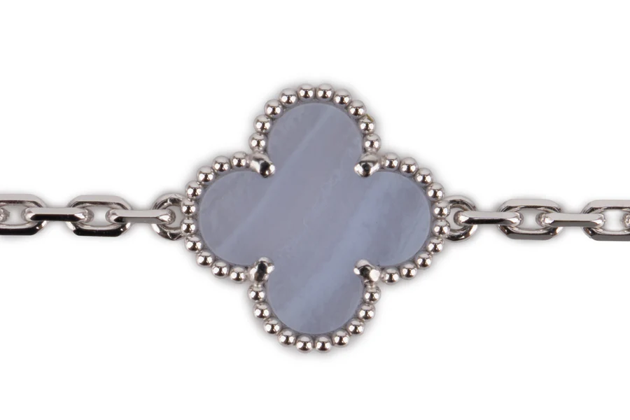 van cleef and arpels bracelet 5 motif white gold