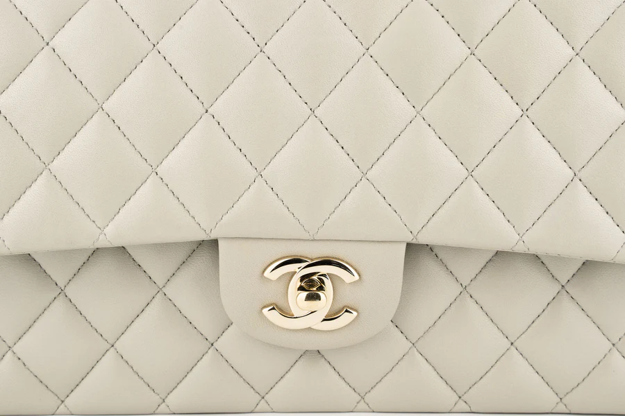 Chanel Med Classic Flap Lambskin Grey GHW - Image 7