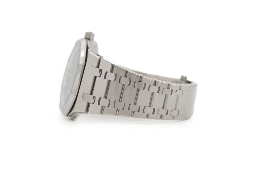 Audemars Piguet Royal Oak Jumbo Extra Thin 15202ST.OO.124OST.01 – 2021 - Image 2